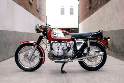 caferacerdreams:  1972 BMW R75/5: A ‘TRADITIONAL