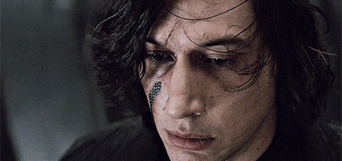 starr-destroyer:Kylo Ren Appreciation Sets - [5/?]“I killed Han Solo. When the moment came, I didn’t