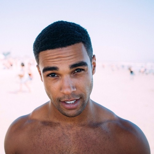 jakympost:Lucien Laviscount