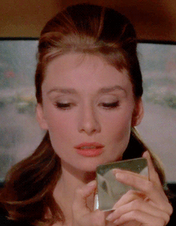 vintagegal:  “A girl can’t read that sort of thing without her lipstick.” Breakfast at Tiffany’s (1961) dir. Blake Edwards