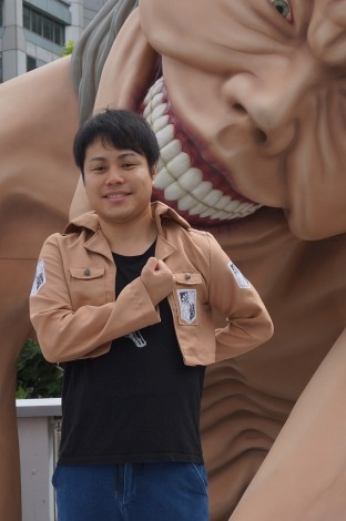 Inoue Marina (Armin) helped launch the Shingeki no Kyojin Real Escape Game alongside comedian Inoue Yusuke at Tokyo Dome City!Event Duration: July 18th to September 23rd, 2015 (Tokyo)July 24th to September 6th, 2015 (Osaka)