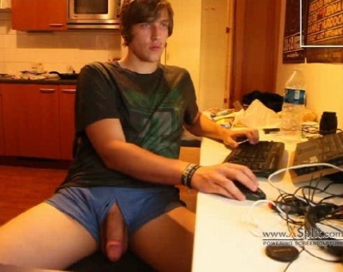 akiro31:  brooklynrider:  It shows his interest….;-)  Wow, what a hunk!   