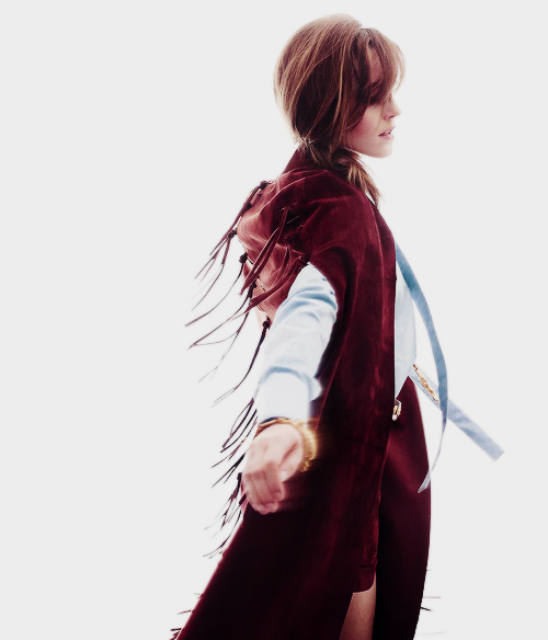 emcharlottedw:  Emma Watson for Elle US (By Carter Smith) (x)