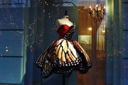 glamluxe-gala:  Do you like butterflies?More