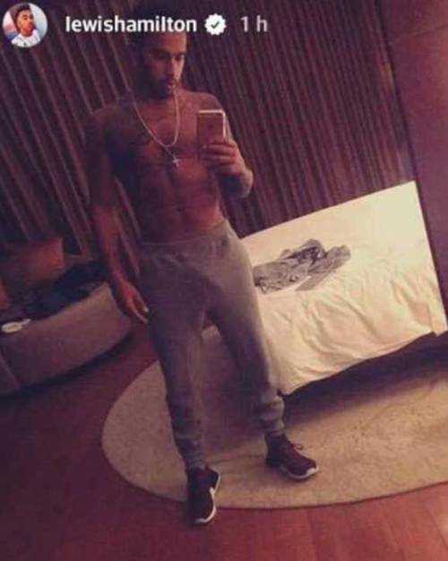 lamarworld1: (PT.2) Lewis Hamilton bulge