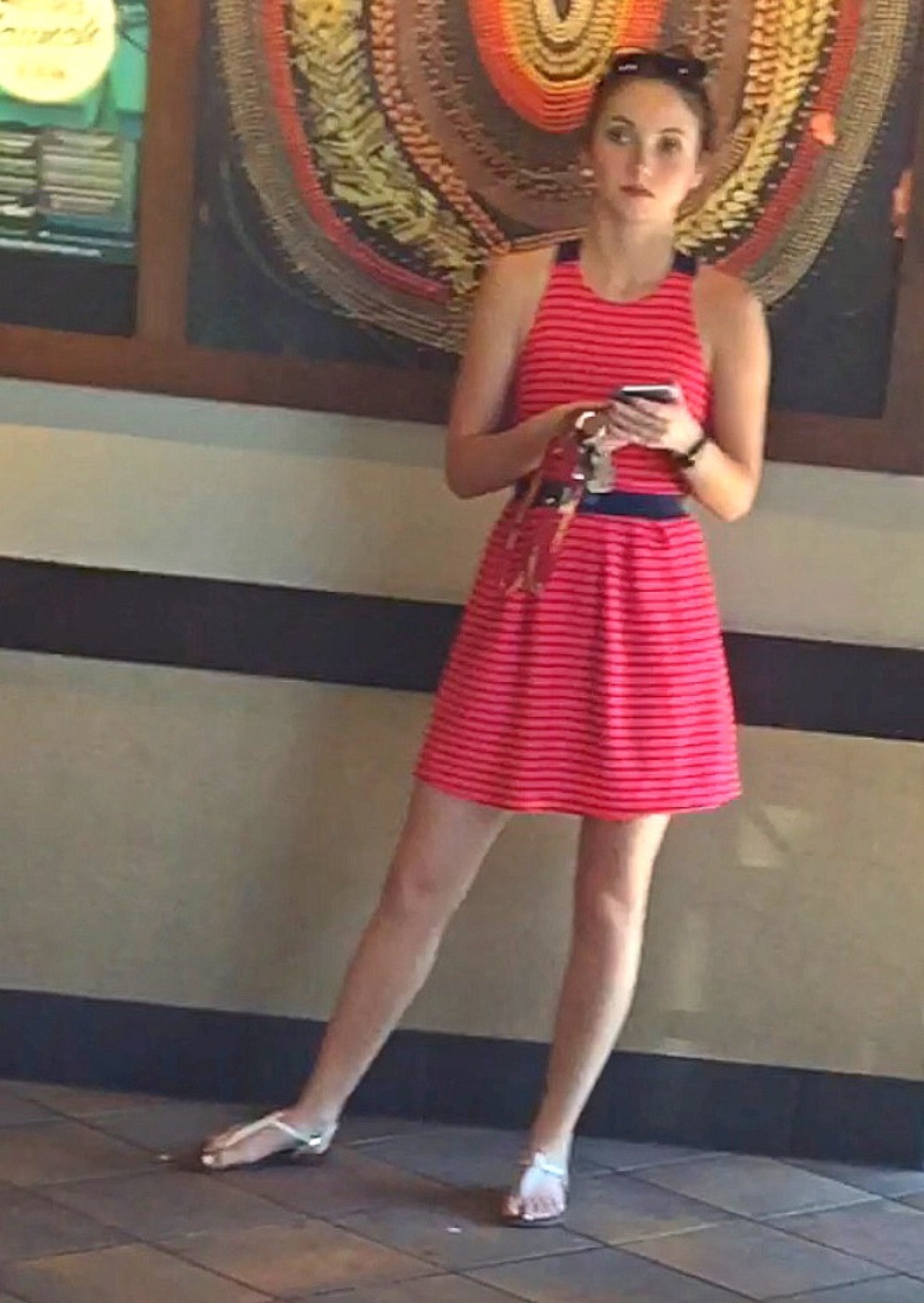 toeman969:  Sexy hot chick’s beautiful face and pretty feet with white toenails