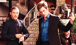 spookysigils:  Chris Pine being a dork in the “This Means War&ldquo; Gag Reel
