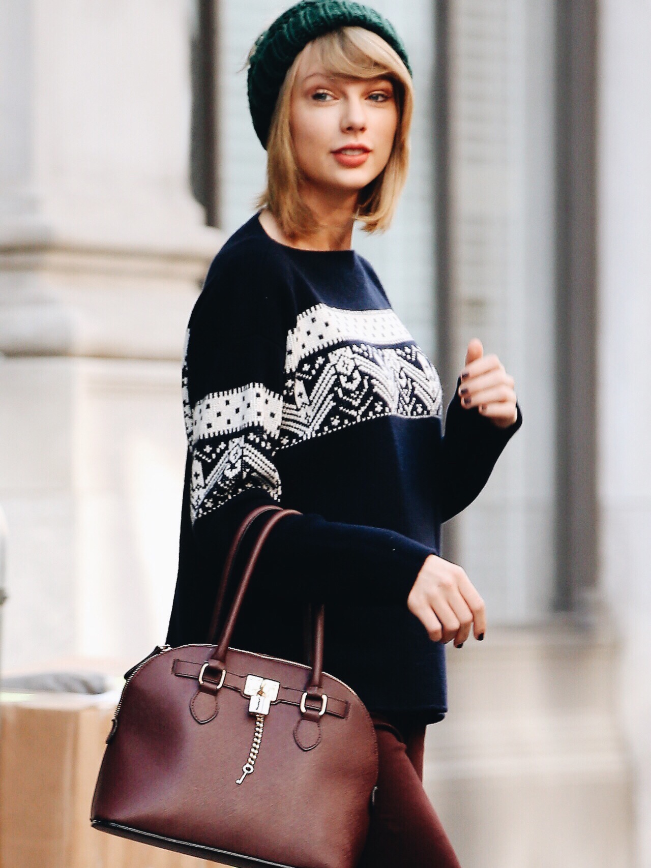 ericajkatie:  Taylor Swift + my favorites winter outfits 