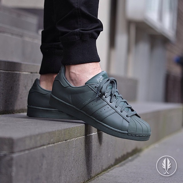 adidas superstar all black tumblr
