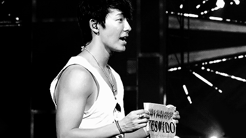 chinseol:  &ldquo;YES♥ I DO” 