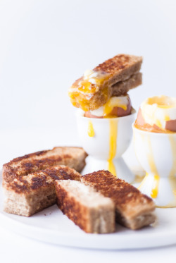 do-not-touch-my-food:Soft-Boiled Eggs &amp; Grilled Cheese Sticks  Nom nom nom&hellip;