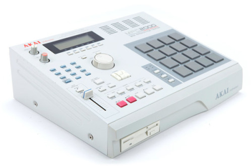 Akai MPC2000