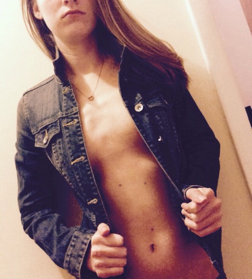 amexicanwithamustache:oops adult photos