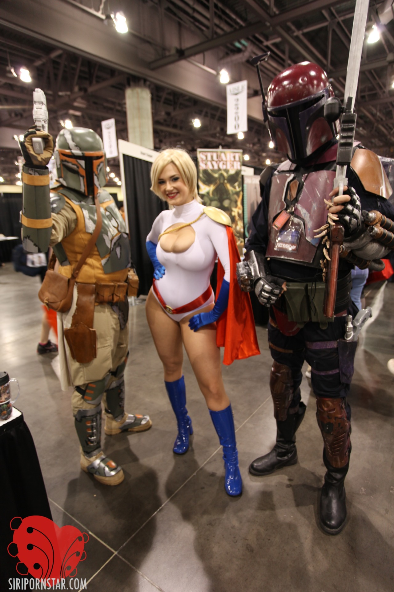 siripornstar:  RECAP: PHOENIX COMICON OMG, my first ever comicon could not have been