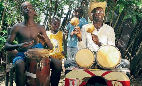 yivialo:  allblackpeopleeverythang:  Afro Colombian people  my people