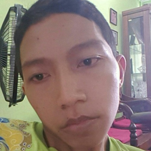 studentsg: youngcumsg: eliteonee: Hmmm. Someone who owes people money. Someone who claims he will ta