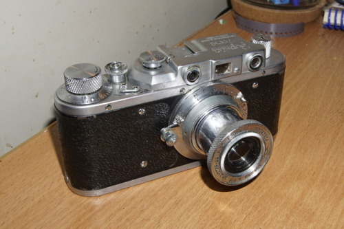 Russian Leica. I can feel things around me turning black and white and  hear 1930s music starting to