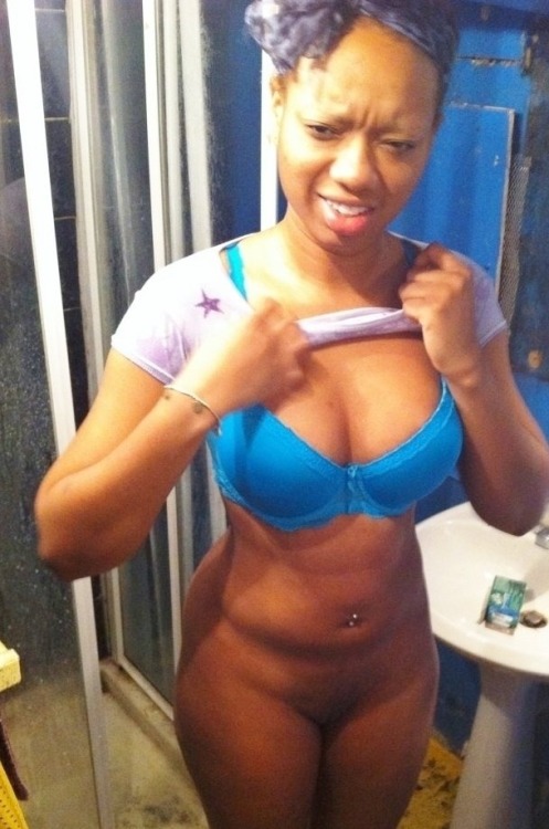 EBONY/BLACK