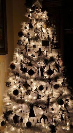 art-angelsz:  sixpenceee:  These Nightmare Before Christmas themed trees are exactly