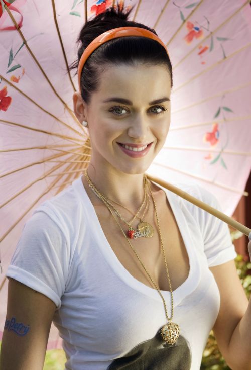 pinupandbeyond:  Katy