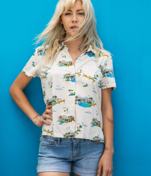 Make every day feel like vacay in the Lucille Buttondown Top.