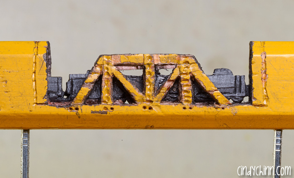steampunktendencies:    Pencil carvings by Cindy Chinn   