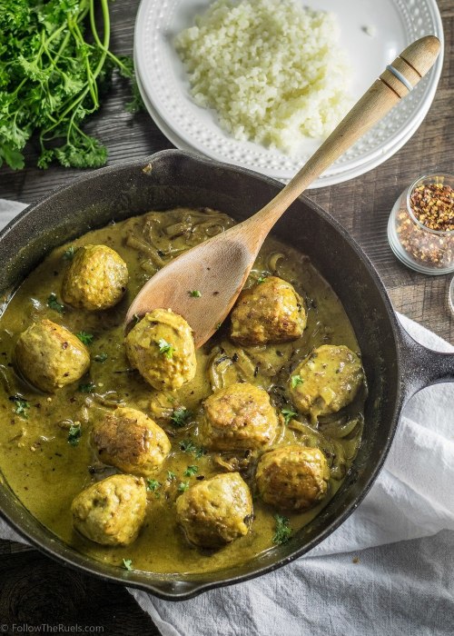 Yellow Curry Chicken Meatballs Get the recipe