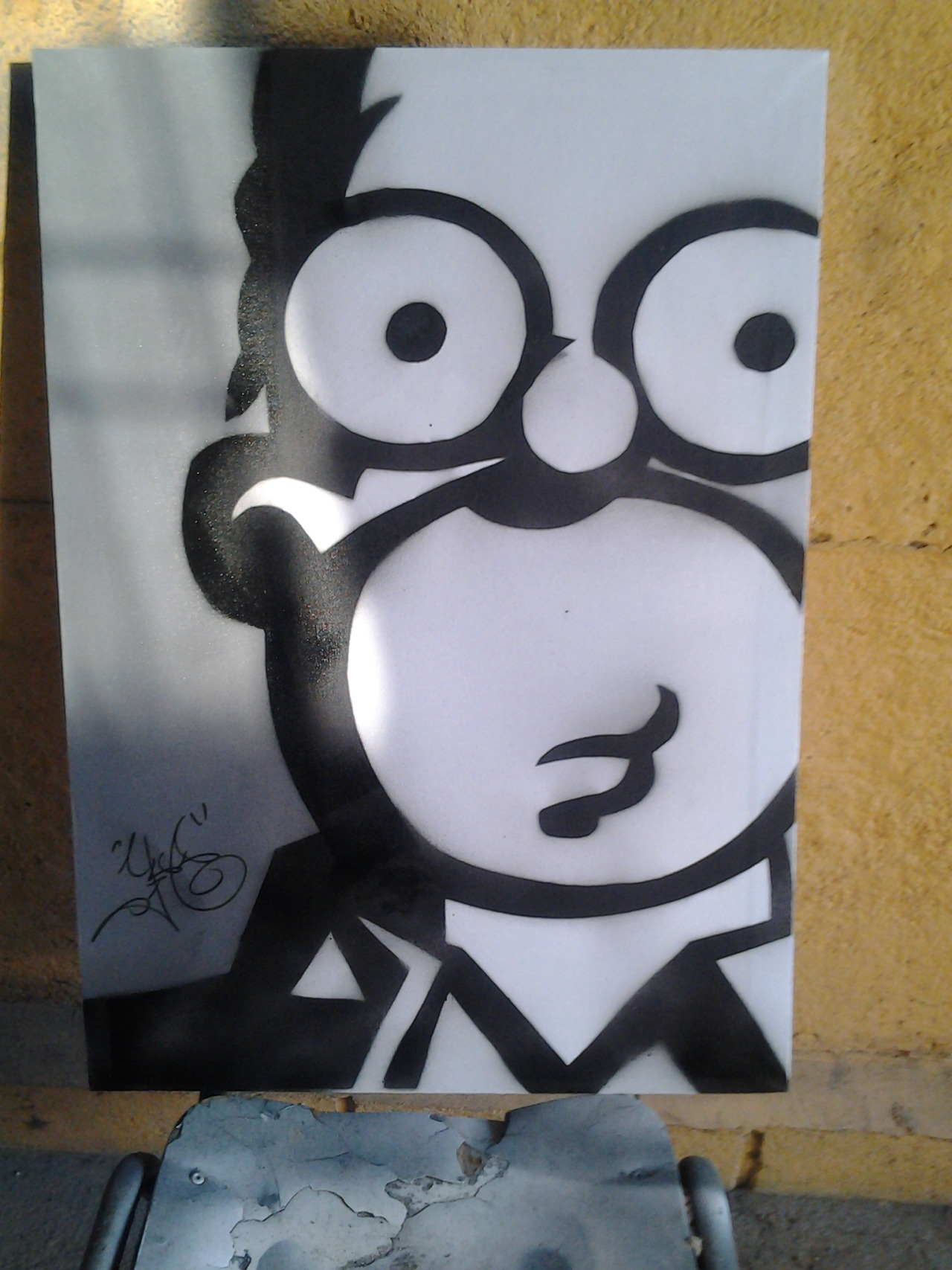 the-freak-circus:  stencil de homero simpsons.. hace mucho que no hacia uno XD