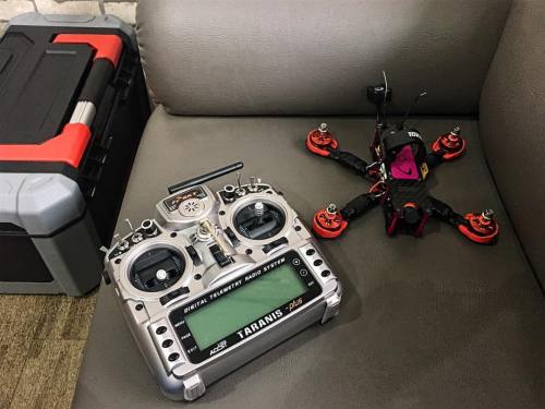 Waiting to be ready to fly… #fpv #geprc #taranisx9dplus #tbs #teamblacksheep #edgeracing #run