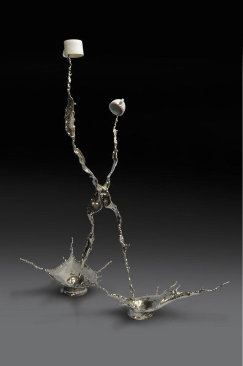 unicorn-meat-is-too-mainstream:  Yuanyang – Stainless Steel & Ceramic Sculptures by Johnson TSANG Chueng Shing 