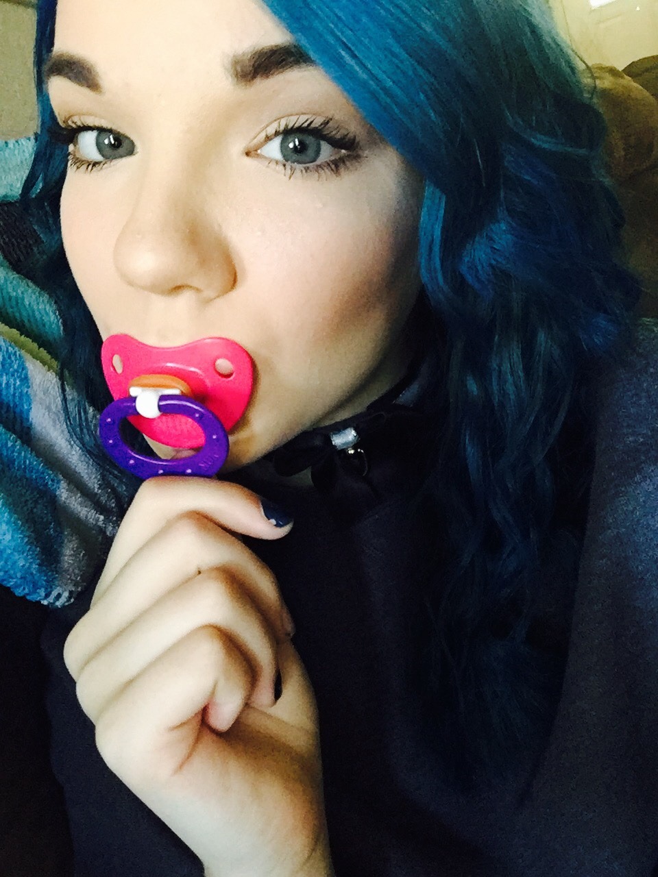 masterslittleprincesskitten:  I have to be a big girl today but I feel so little