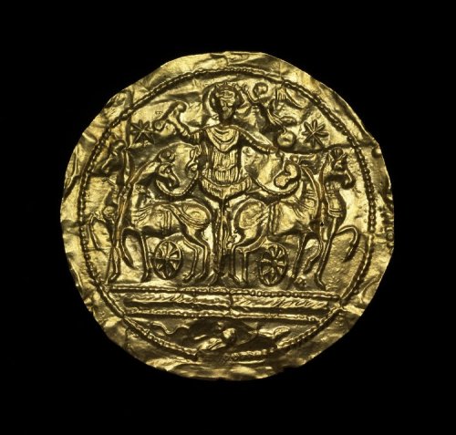 ancientpeoples:Gold DiscLate 4th Century ADFound in Corfu(Source: The British Museum)