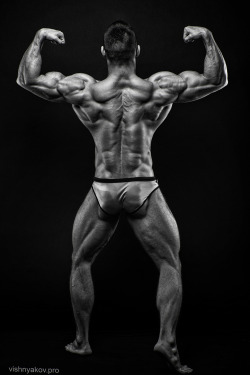 vishnyakovpro:  Model Kornel Prikop 