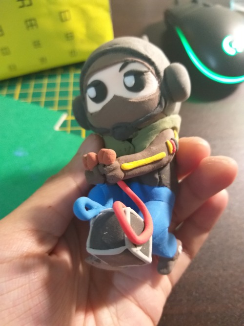 First  work of light clay for Bandit (rainbow six) 