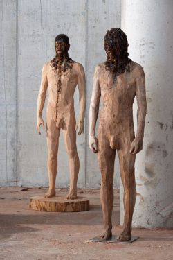 boysnmenart:   Aron Demetz   