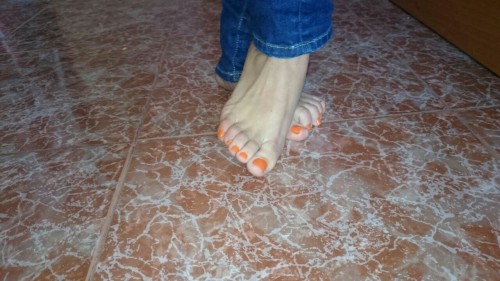Lamelos #feet #sexyfeet #pie #pies #dominación #naylon