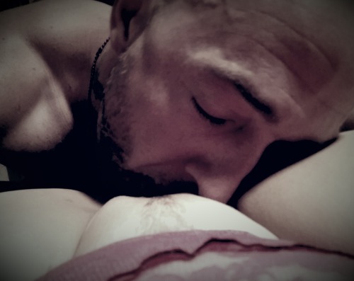 alexforfun1:  alexforfun1:  finally, all trimmed up and ready to eat. I have been hungry all day!!-Alex   I love devouring that sweet pussy!!-Alex XXXOOO