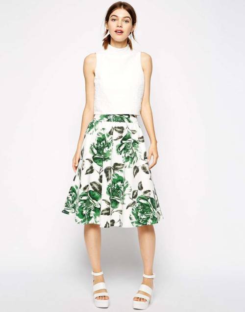 Ganni Skirt in Flower PrintSearch for more Skirts by Ganni on Wantering.