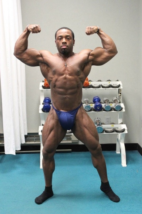 chibruhman1963:  sevenonetree: Cedrick Williams The Oscar for Bodybuilder with the Hugest, most Giga