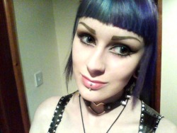 absinthemindedgoth:  my make was pretty cute yesterday for metal night :3  Very