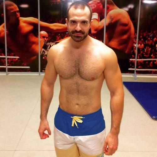 srpski-momci-seksi-sportisti:  Neki od ovih su mi izuzetno seksi … nije bitno koliki im je … i koju bi ulogu imali eventualno … :-)    Siguran sam da se spoje neki sa slika … posle par piva pao bi seks :-))  Možda neko “isprobao” nekog
