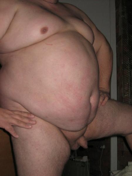 scarbeary:  sdp10717:  bigmensmallpenis:  He’s big, he’s proud, he’s beefy, he’s burly and he’s micro-hung!!!  got a lil cap’n in him  he could be a grower and not a shower he may have six inches when it gets hard
