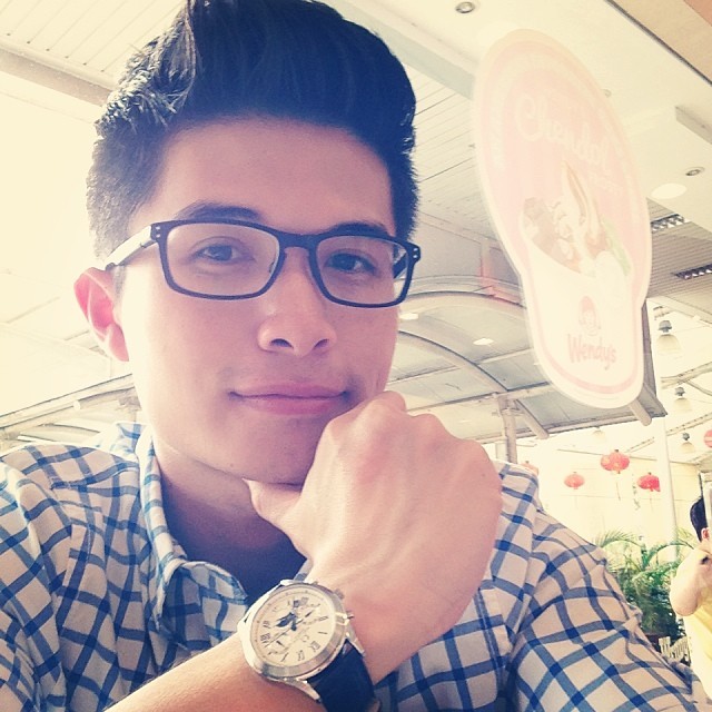 merlionboys:  Have a lovely Sunday guys! http://merlionboys.tumblr.com/