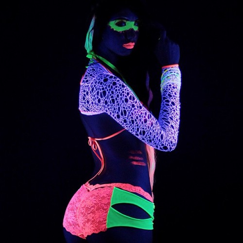 It&rsquo;s Saturday! Time to turn #ravergirls mode on Exclusive designs by: @openlocklingerie #neon