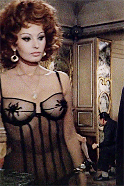 theroning:  Sophia Loren in Matrimonio all'italiana (dir. by Vittorio De Sica, 1964).