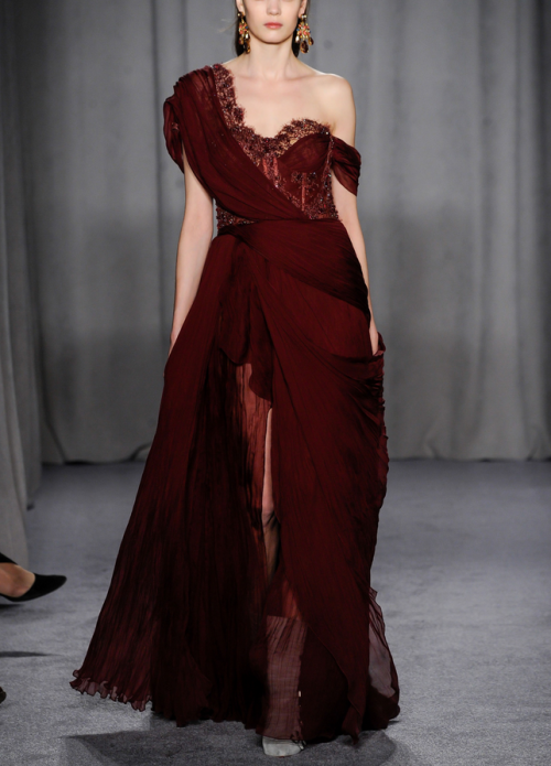 phe-nomenal:Marchesa Fall 2014 RTW