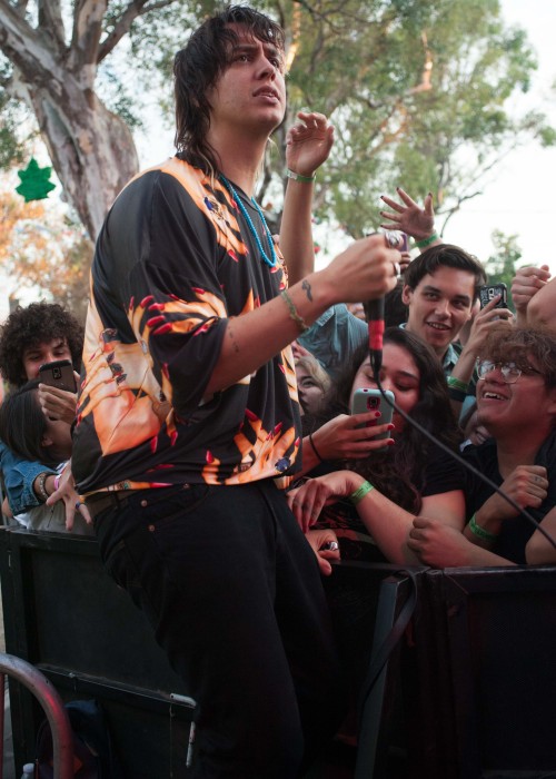 thislifeisonmyside:  irockphotos:  Julian Casablancas stirring up the crowd at Beach Goth 4 in Orange County, California. https://www.facebook.com/irockkphotoshttp://irockphotos.net/© Guillermo Prieto 2015  Omggg I didn’t think our picture would be