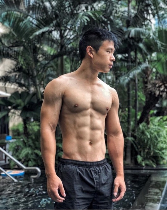 overture69:  leftypointy:   Randomly followed me on ig