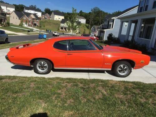 bigboppa01: 1969 Pontiac GTO Judge in Carousel Red