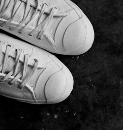 sadboycoco:  all—-white:  STAY TRILL with ALL WHITE
